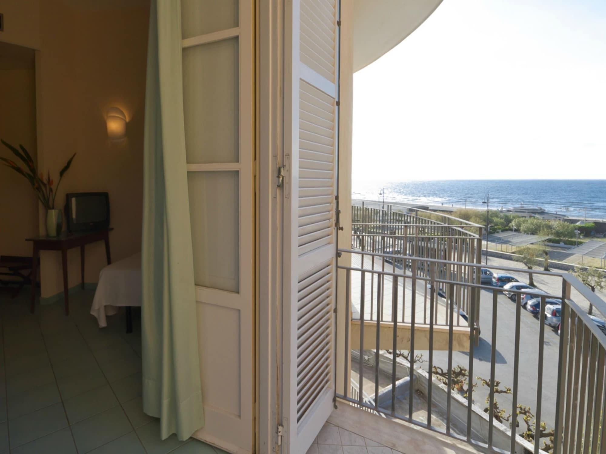 Hotel Serapo Gaeta Exteriér fotografie
