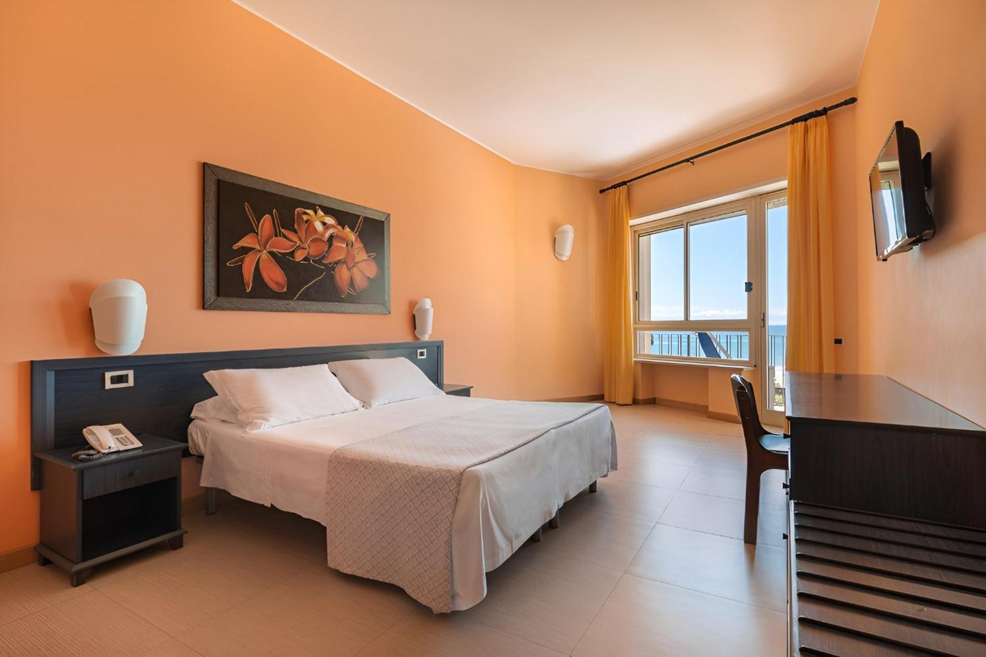 Hotel Serapo Gaeta Exteriér fotografie