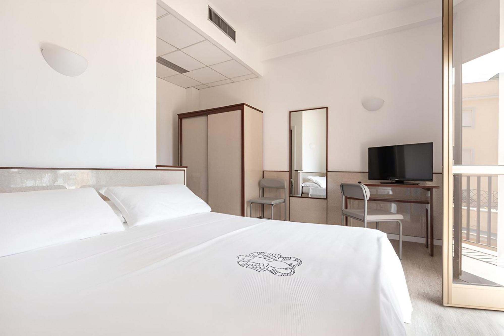 Hotel Serapo Gaeta Exteriér fotografie